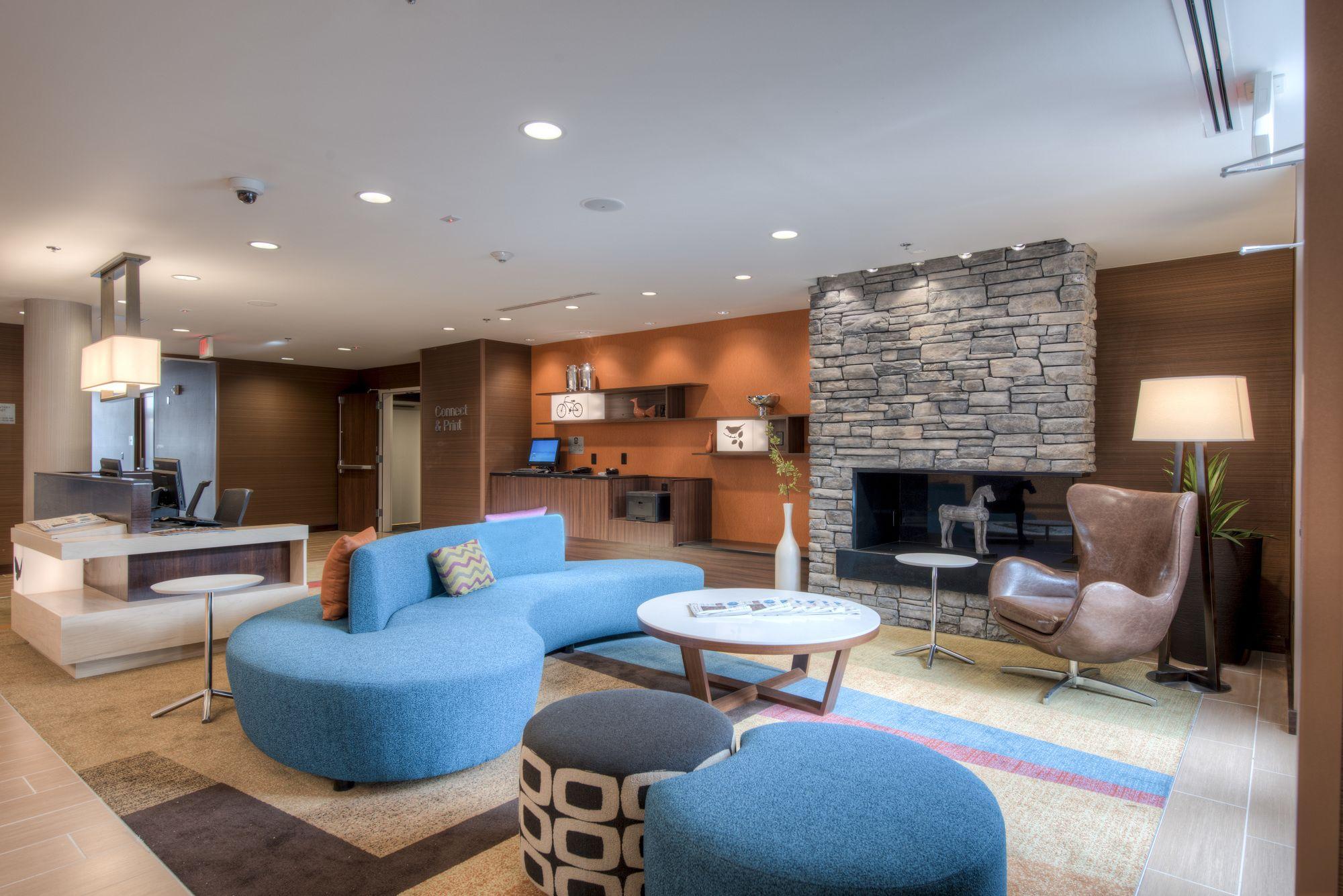 Fairfield Inn & Suites By Marriott Charlotte Airport מראה חיצוני תמונה