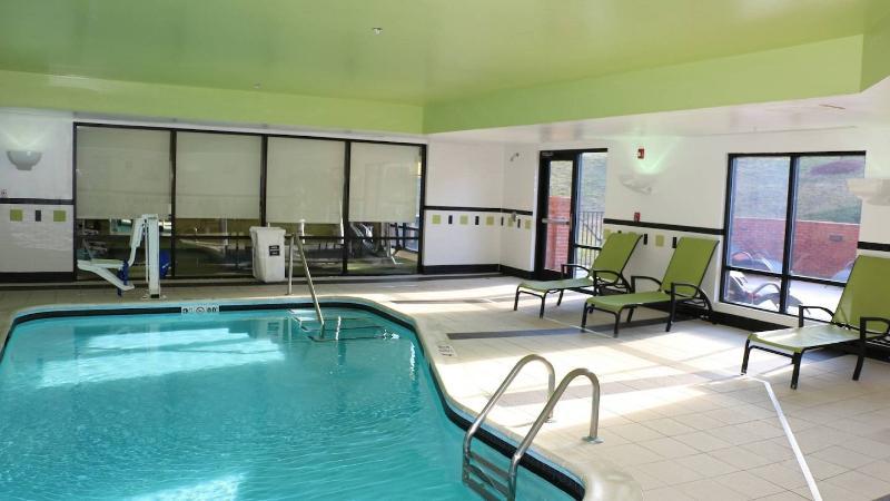 Fairfield Inn & Suites By Marriott Charlotte Airport מראה חיצוני תמונה